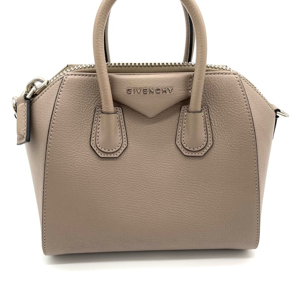 Givenchy Antigona Mini Bag - Picture 3 of 8